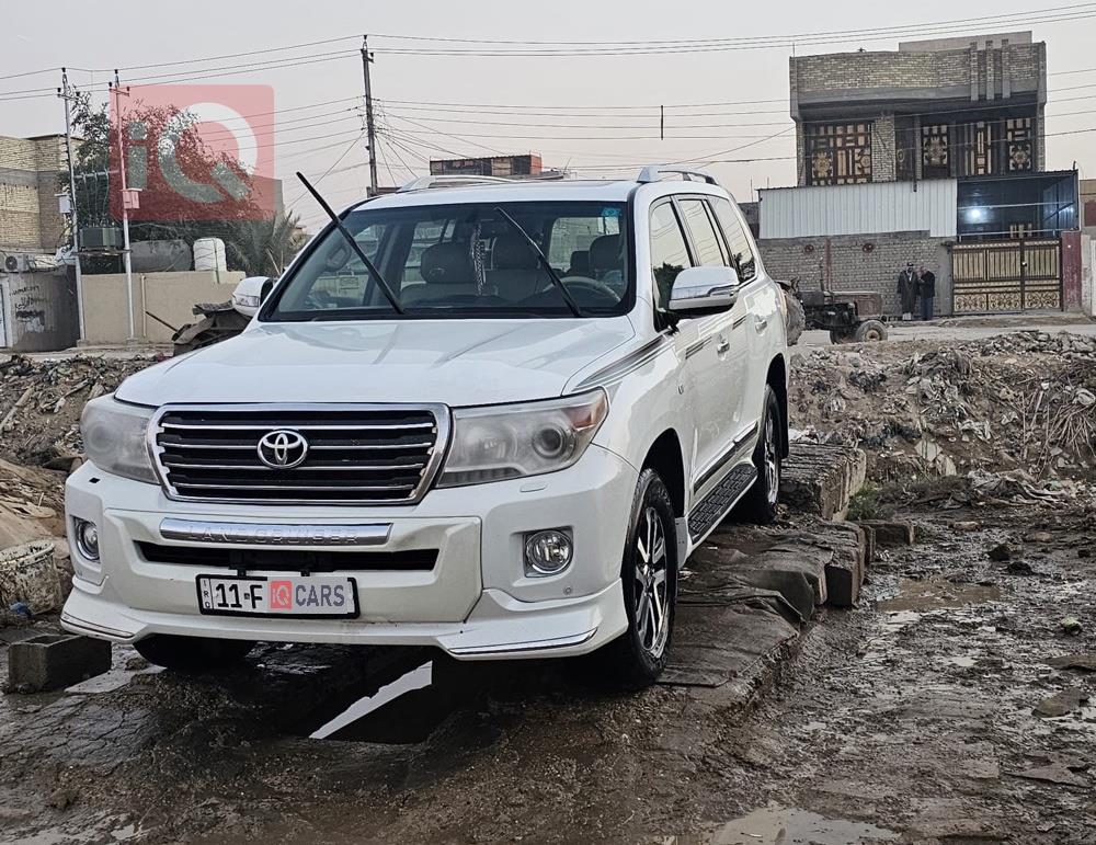 تويوتا لاندكروزر